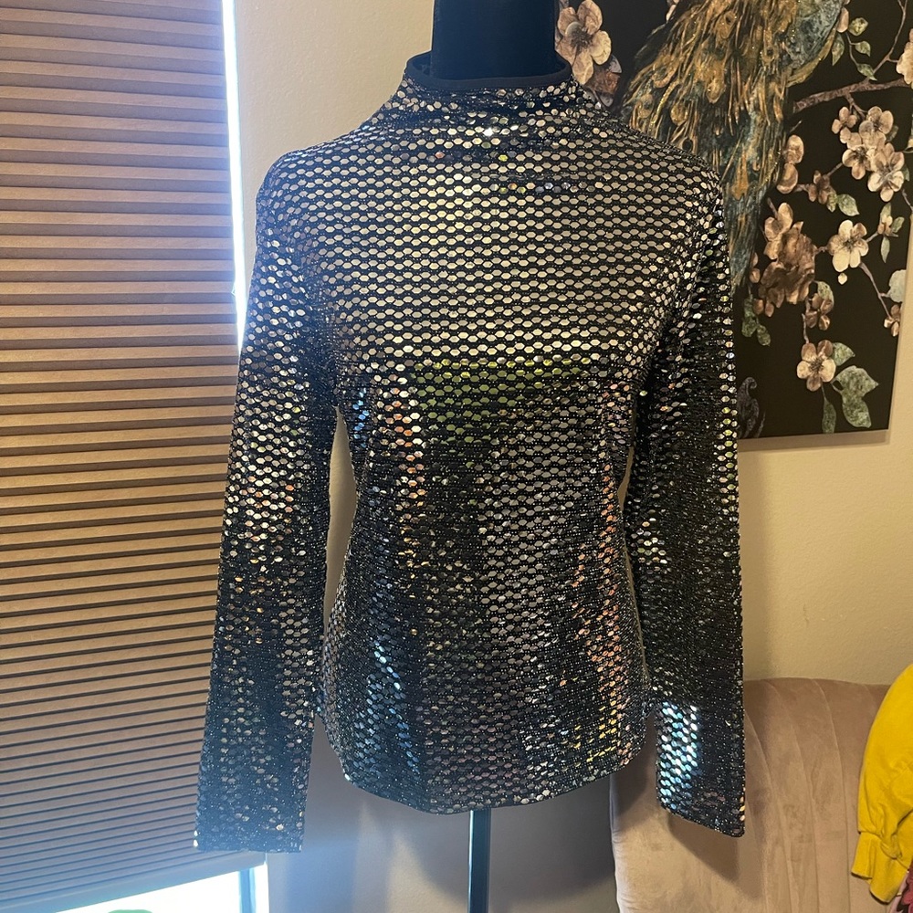 Metallic stretchy long sleeved top Large